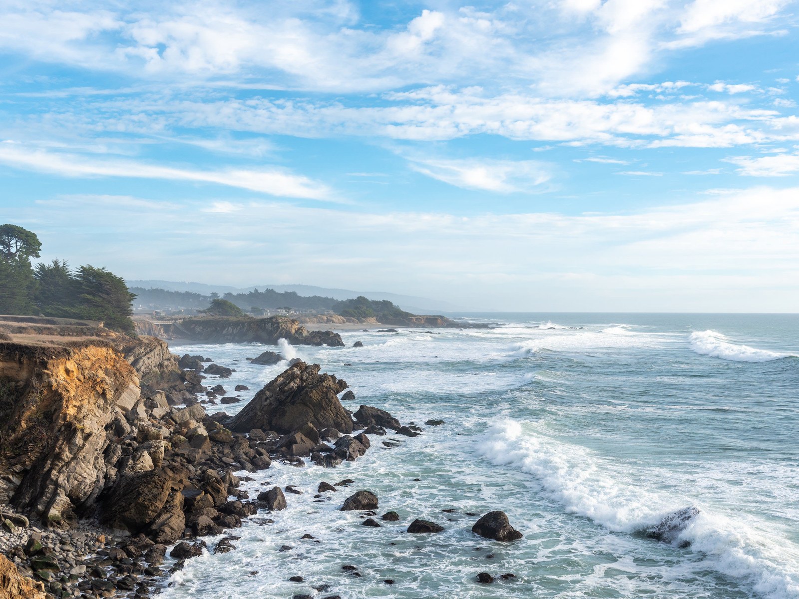 Rocky Sea Ranch coastline beside the Pacific Ocean